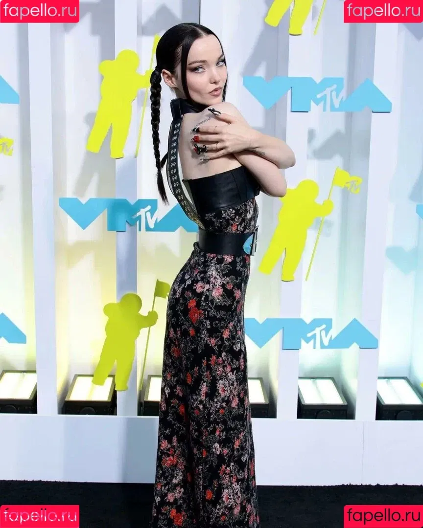 Dove Cameron Onlyfans Photo Gallery 