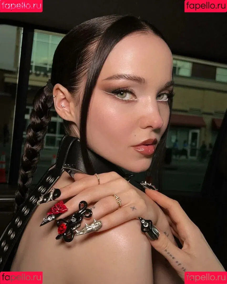 Dove Cameron Onlyfans Photo Gallery 