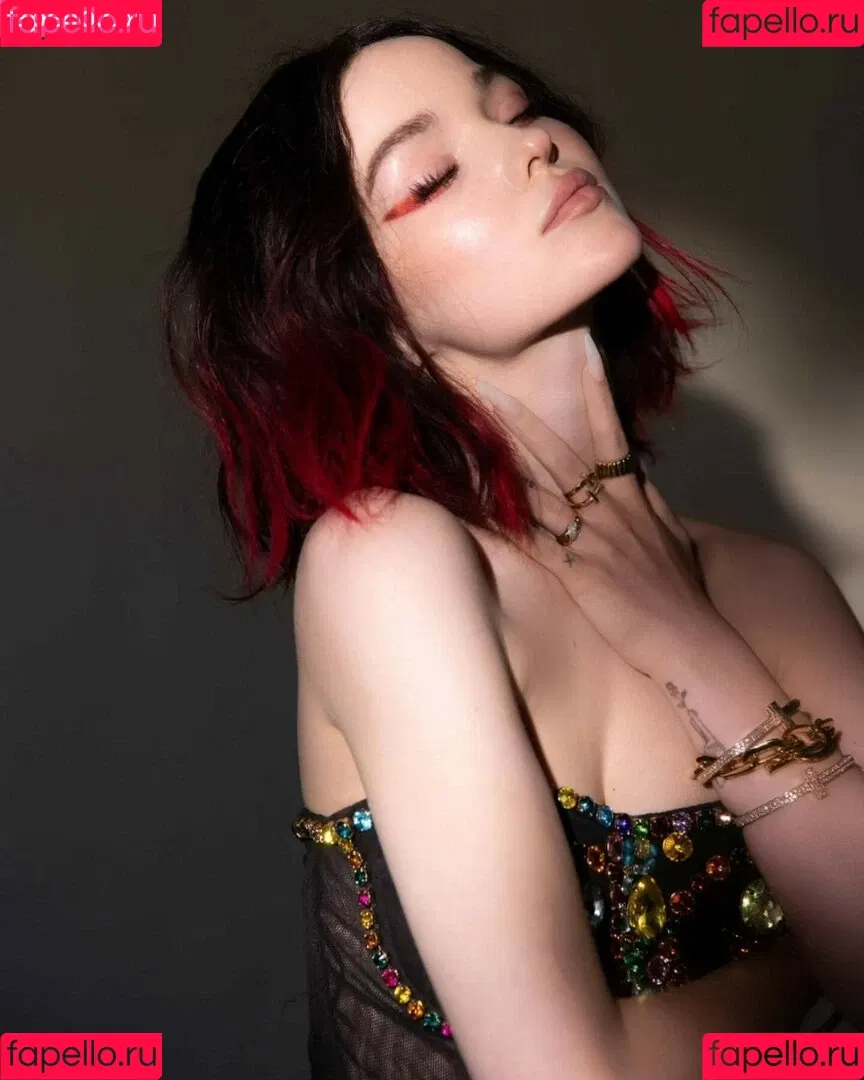 Dove Cameron Onlyfans Photo Gallery 