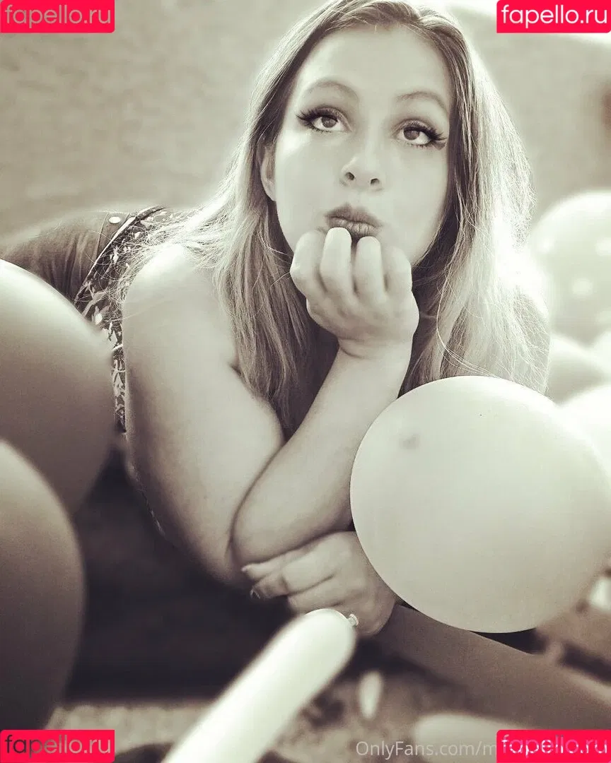 misslunamagic Onlyfans Photo Gallery 