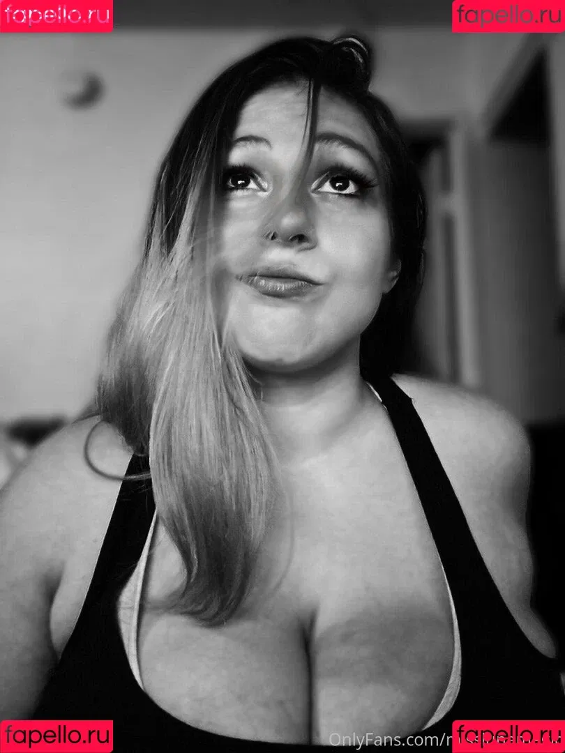 misslunamagic Onlyfans Photo Gallery 