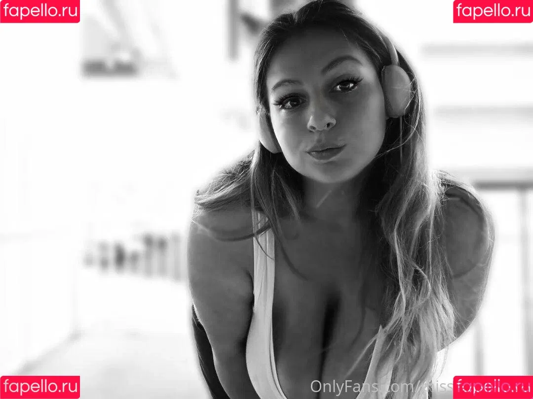 misslunamagic Onlyfans Photo Gallery 