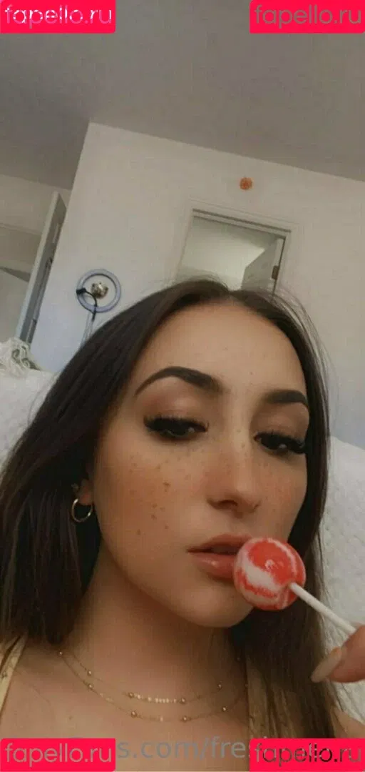 freshmenashley Onlyfans Photo Gallery 