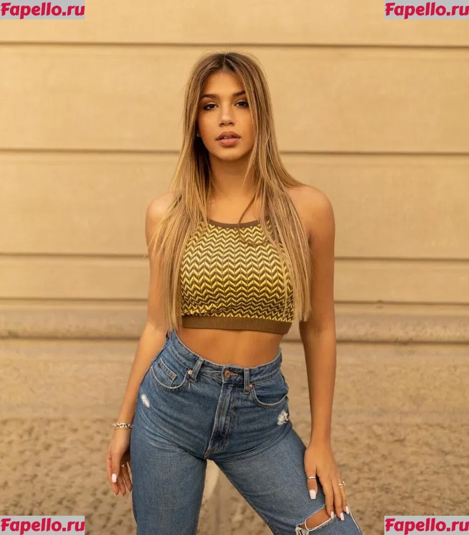 Alice De Bortoli Onlyfans Photo Gallery 