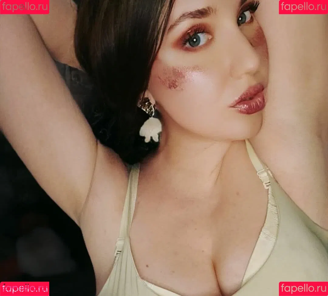 Lena Leyman Onlyfans Photo Gallery 