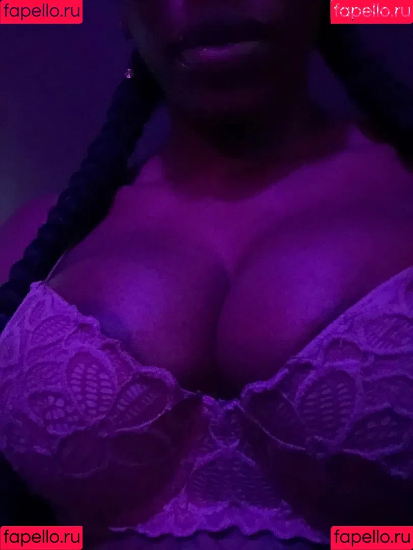 Niyah Renee Onlyfans Photo Gallery 