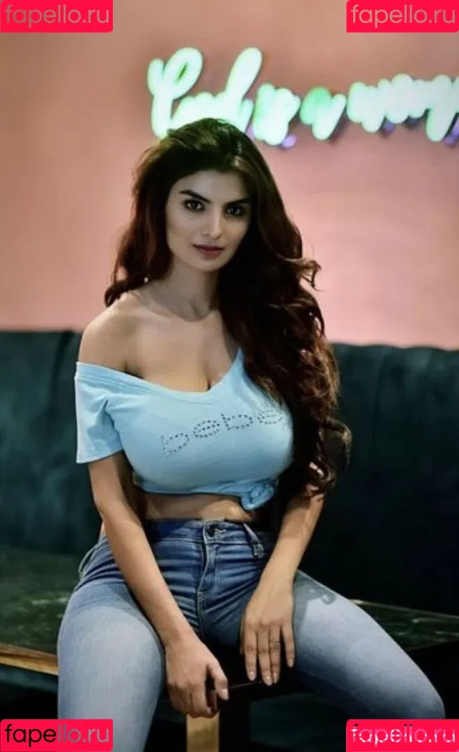 Anveshi Jain Onlyfans Photo Gallery 