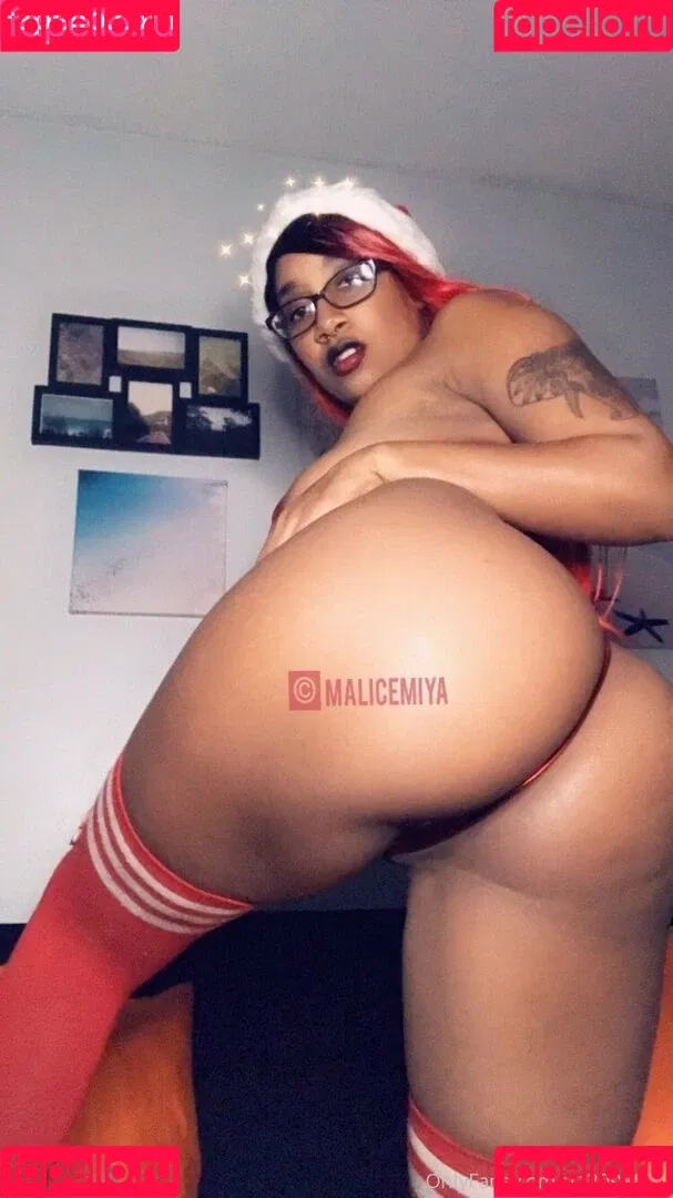 malicemiya Onlyfans Photo Gallery 