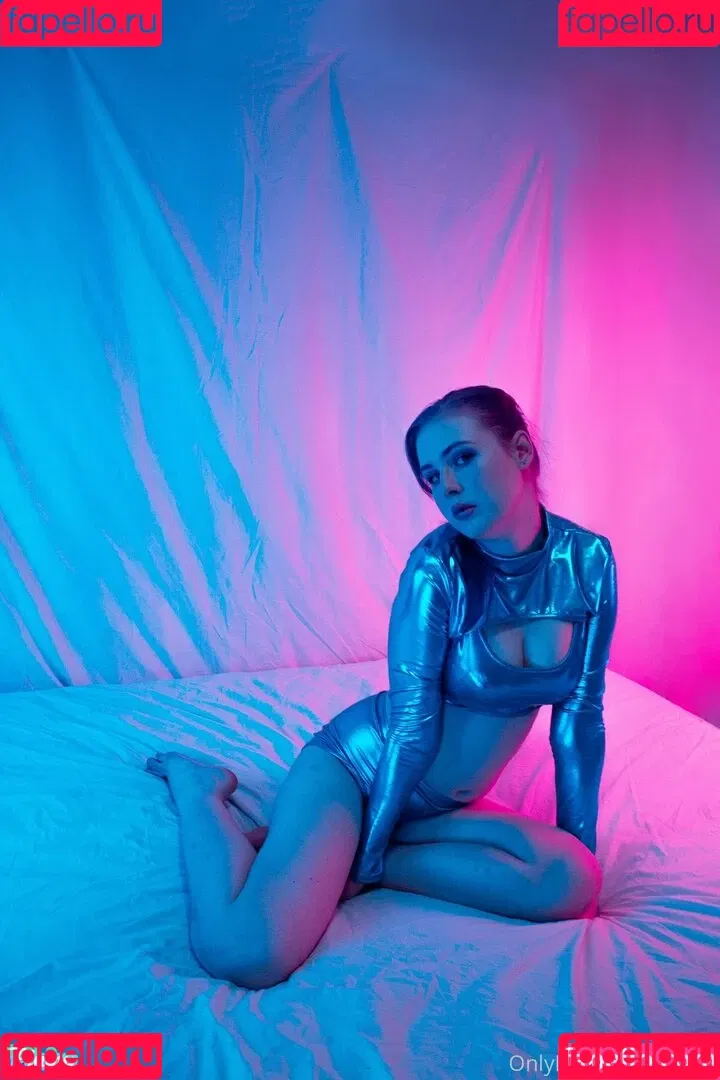 Pinipy Onlyfans Photo Gallery 