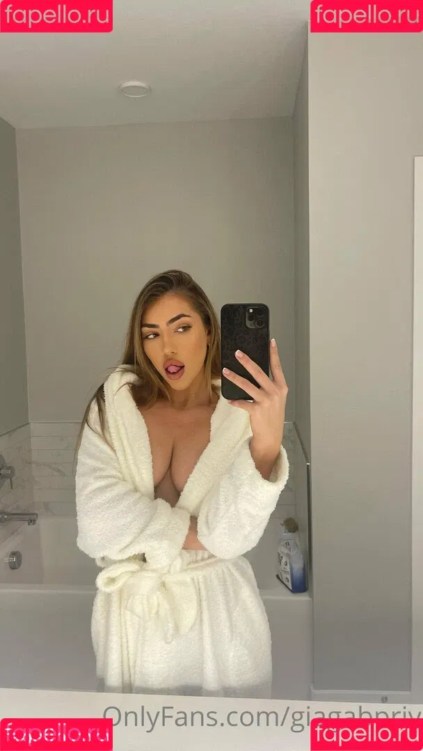 giagabpriv Onlyfans Photo Gallery 