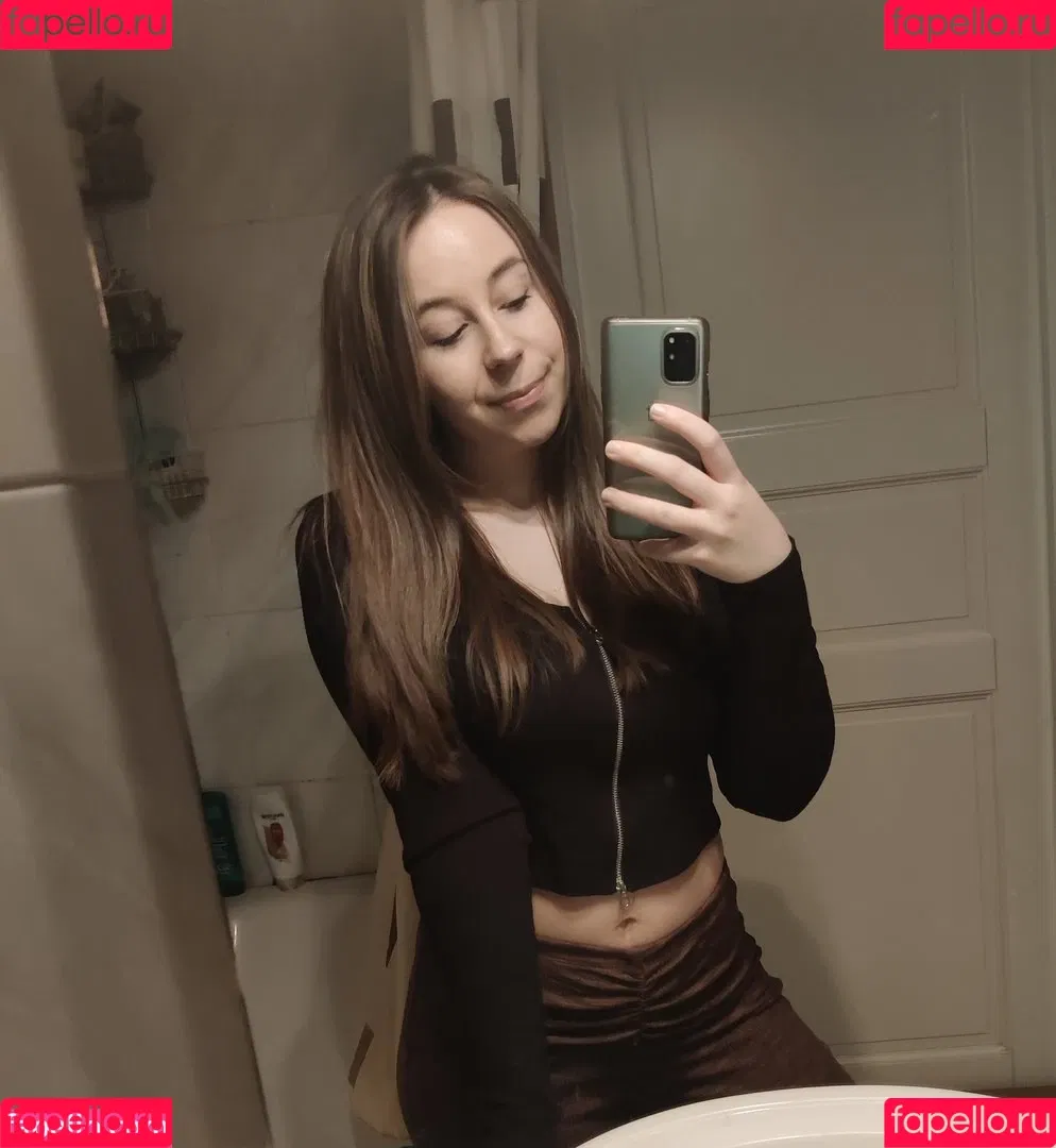 actuallyalisa Onlyfans Photo Gallery 