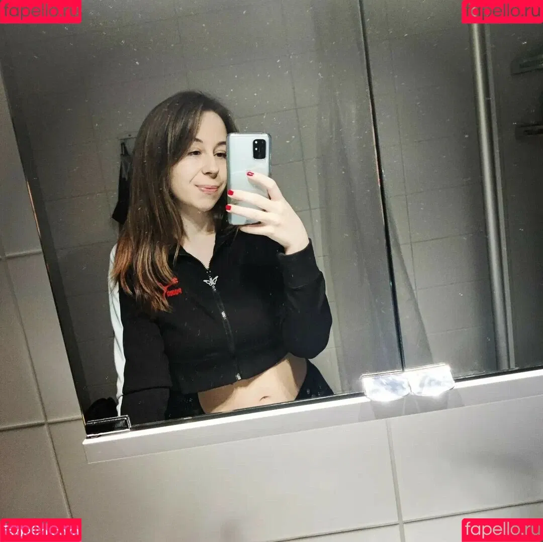 actuallyalisa Onlyfans Photo Gallery 