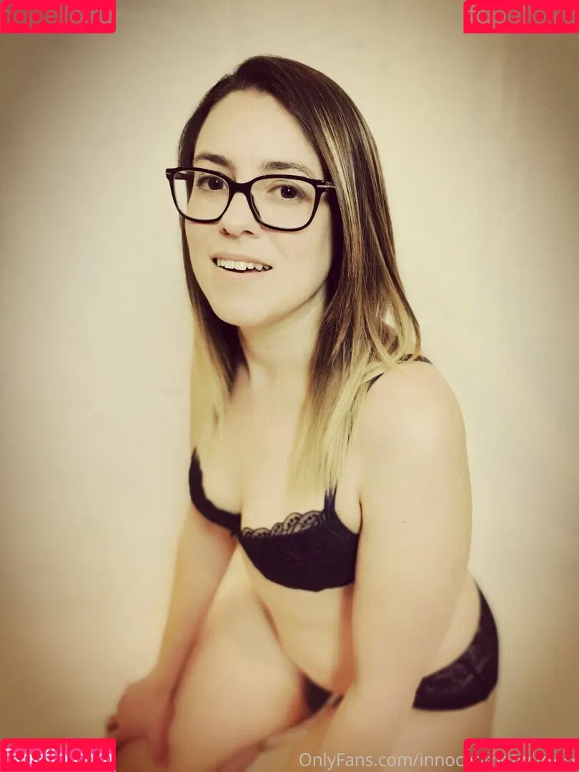 Innocenthotwifexxx Onlyfans Photo Gallery 