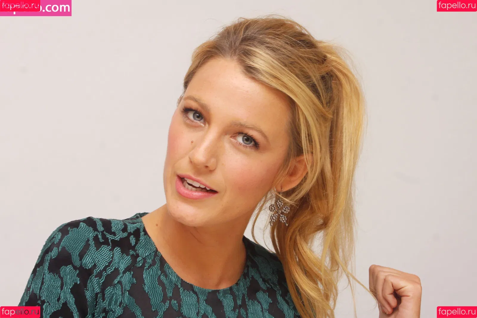 Blake Lively Onlyfans Photo Gallery 