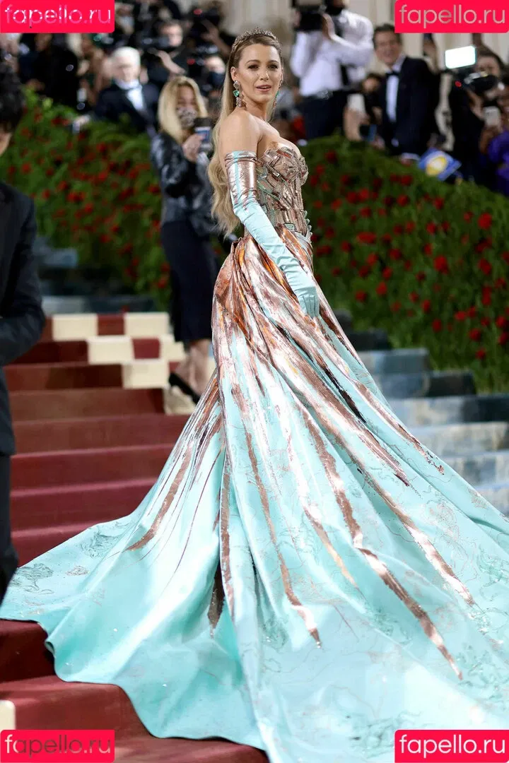Blake Lively Onlyfans Photo Gallery 