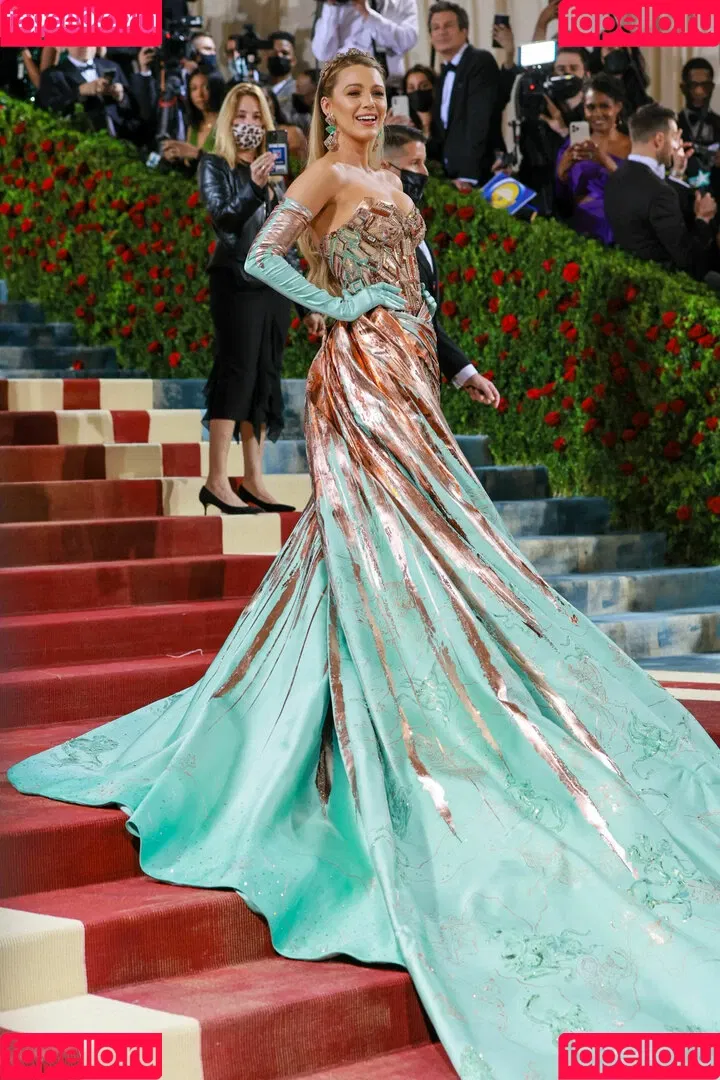 Blake Lively Onlyfans Photo Gallery 