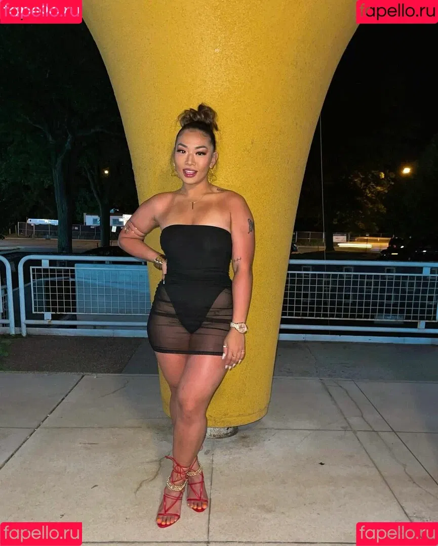 Kimberly Nguyen Onlyfans Photo Gallery 