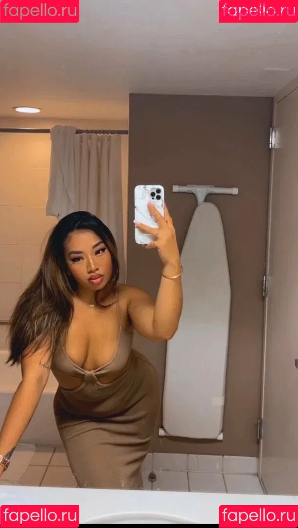 Kimberly Nguyen Onlyfans Photo Gallery 