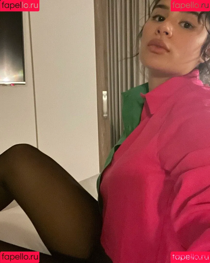 Diane Guerrero Onlyfans Photo Gallery 