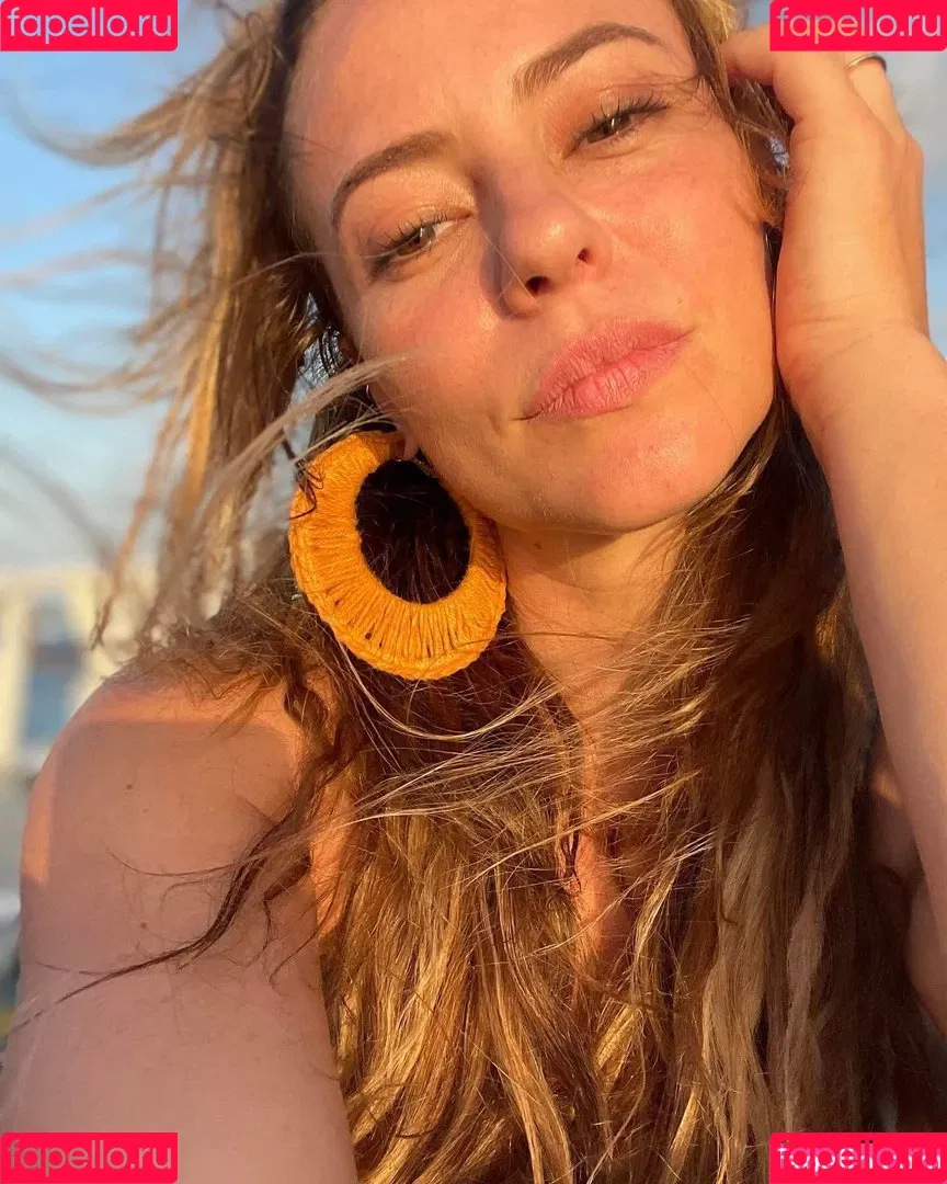 Paolla Oliveira Onlyfans Photo Gallery 