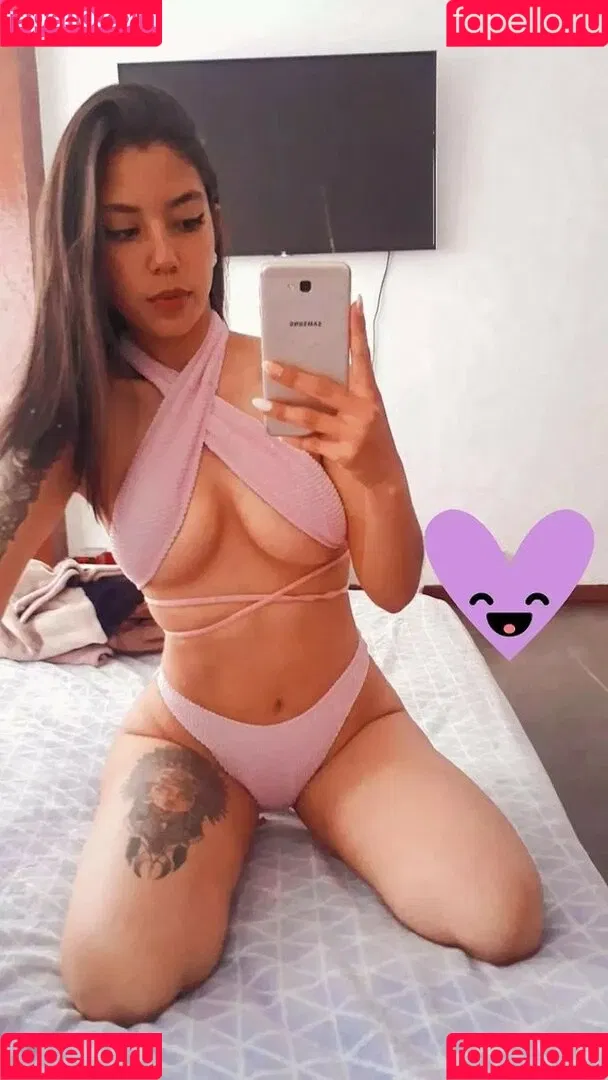 Daniela Morelyscastillo Onlyfans Photo Gallery 