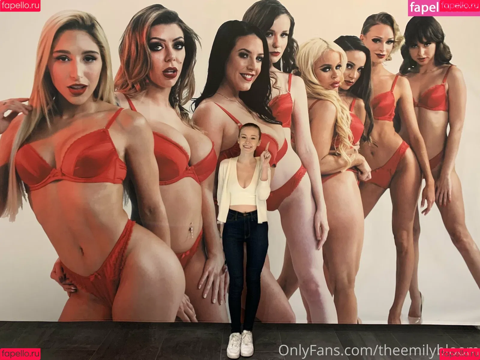 TheEmilyBloom Onlyfans Photo Gallery 