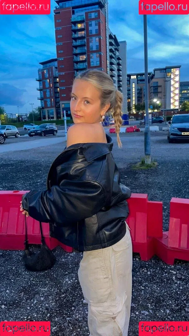 Daisy Campbell Onlyfans Photo Gallery 