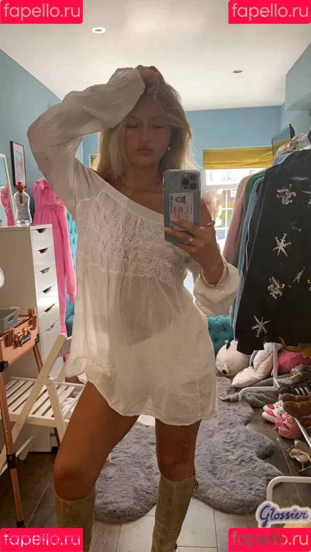 Daisy Campbell Onlyfans Photo Gallery 