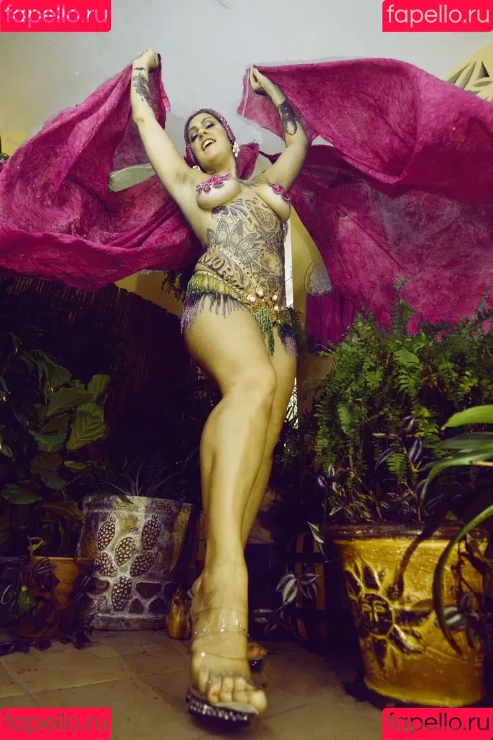 Danielle Colby Onlyfans Photo Gallery 