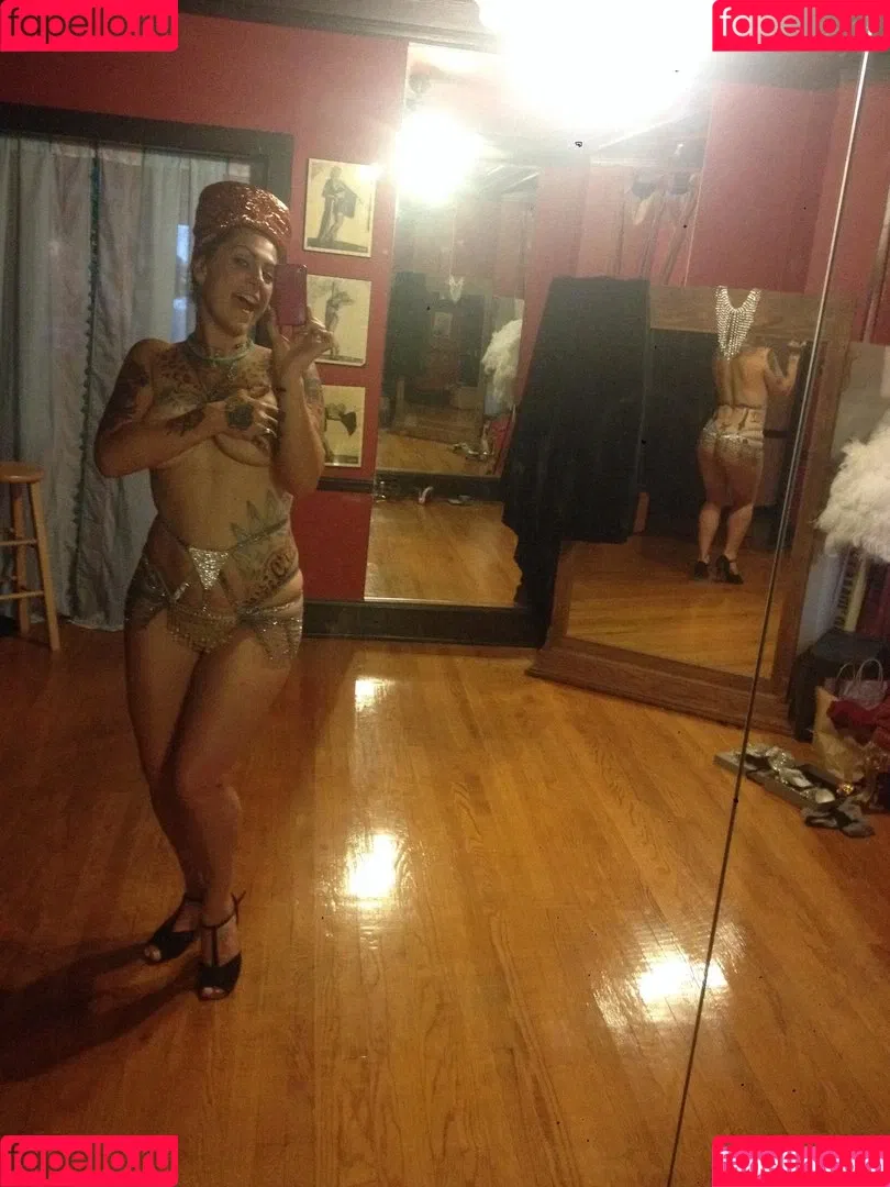 Danielle Colby Onlyfans Photo Gallery 