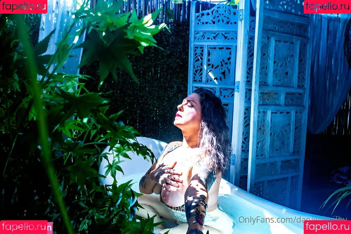 Danielle Colby Onlyfans Photo Gallery 
