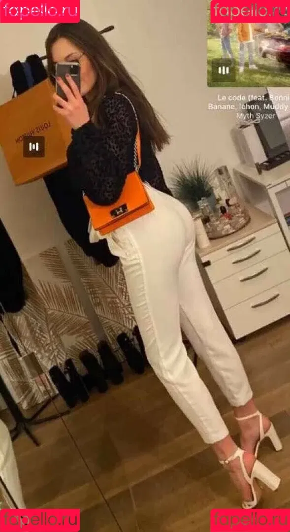 Maëlyss Lepage Onlyfans Photo Gallery 