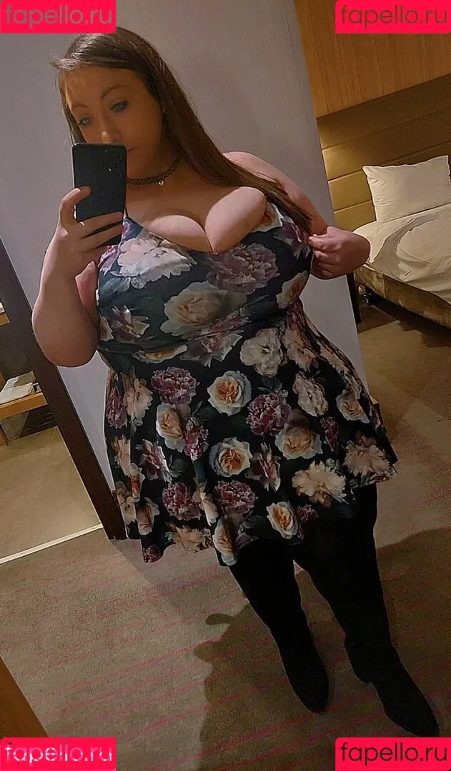 FacialTarget69 Onlyfans Photo Gallery 