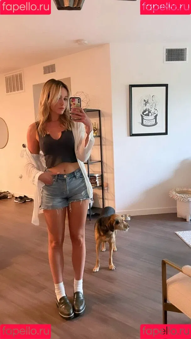 Katrina Bowden Onlyfans Photo Gallery 