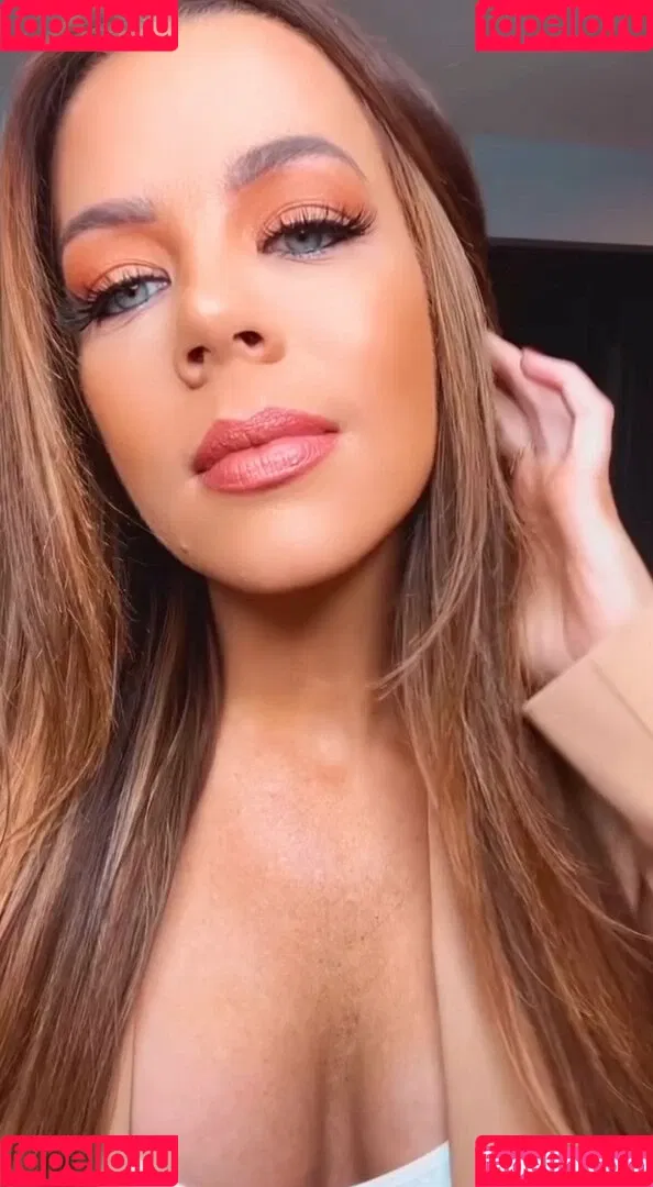 Jackie Redmond Onlyfans Photo Gallery 