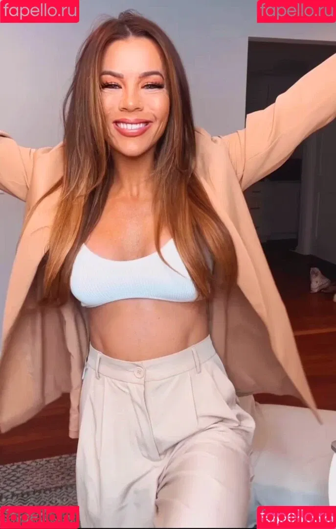 Jackie Redmond Onlyfans Photo Gallery 