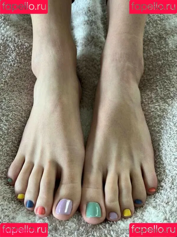 myposedtoes Onlyfans Photo Gallery 