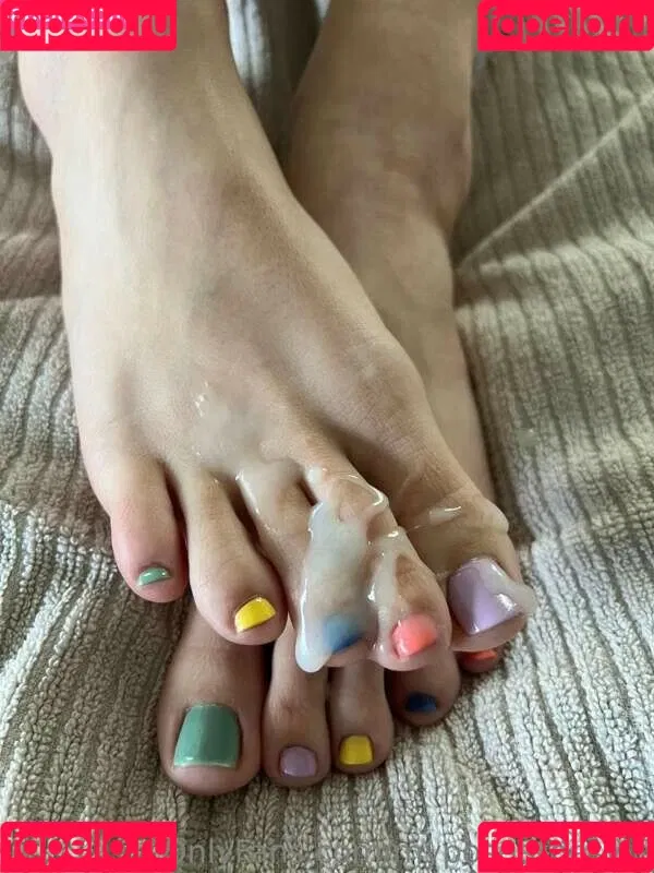 myposedtoes Onlyfans Photo Gallery 