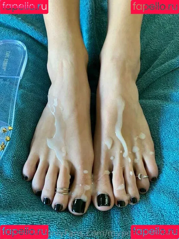 myposedtoes Onlyfans Photo Gallery 