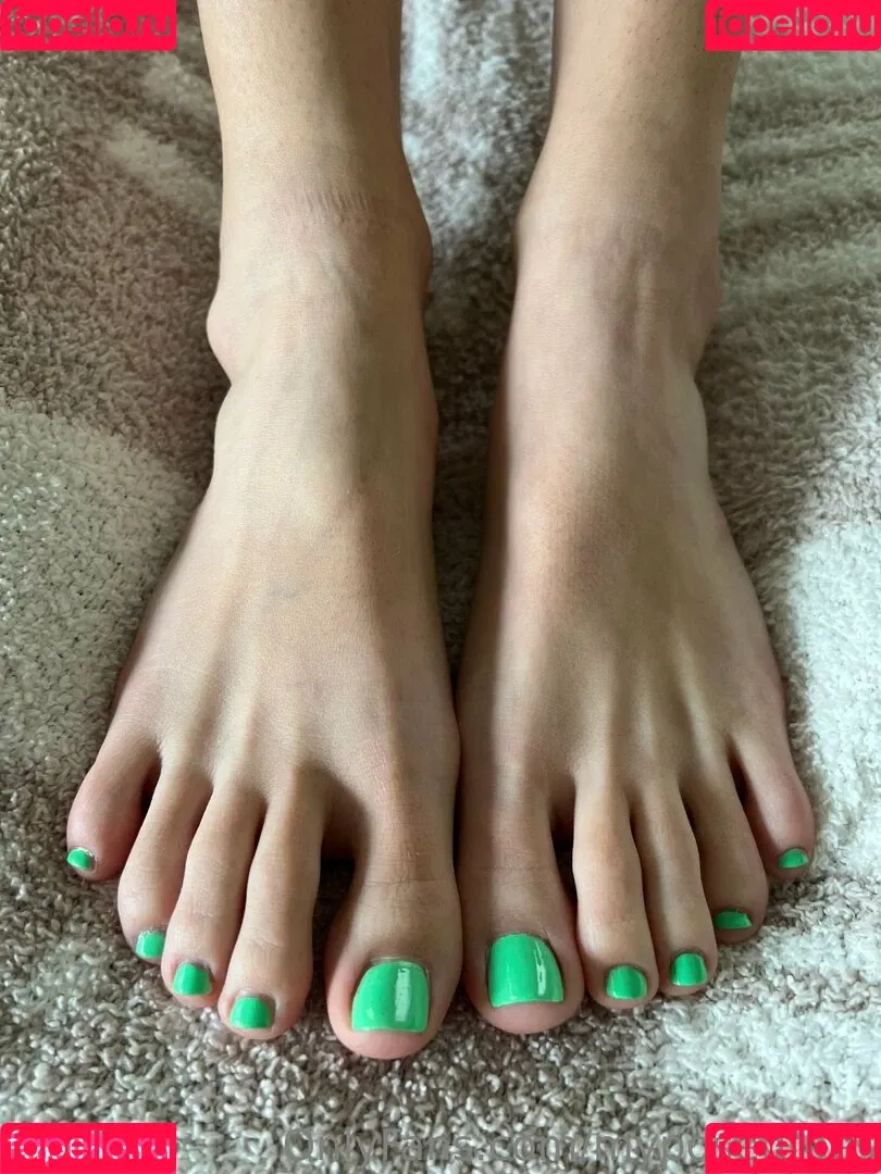 myposedtoes Onlyfans Photo Gallery 