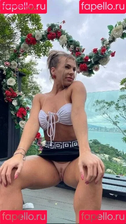 Maikelly Muhl Onlyfans Photo Gallery 