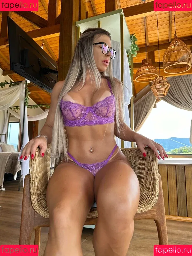 Maikelly Muhl Onlyfans Photo Gallery 