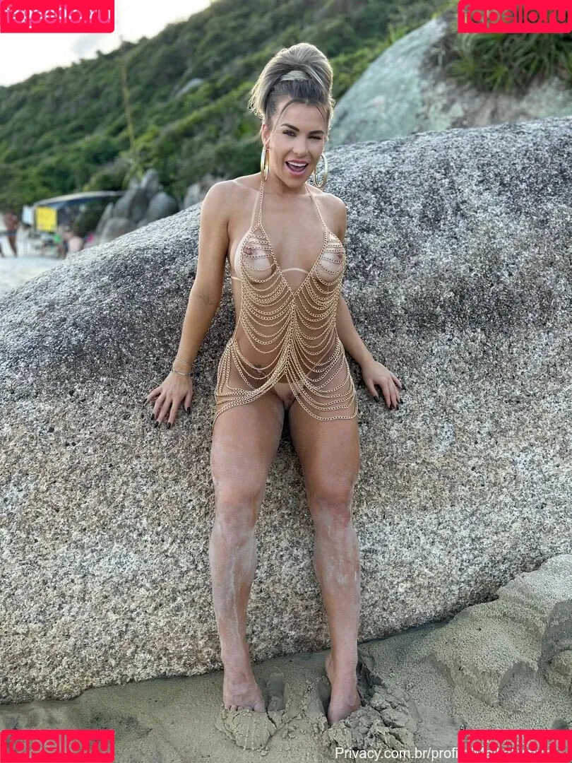 Maikelly Muhl Onlyfans Photo Gallery 