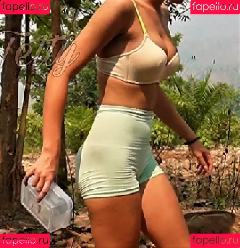 Tetty ASMR Onlyfans Photo Gallery 
