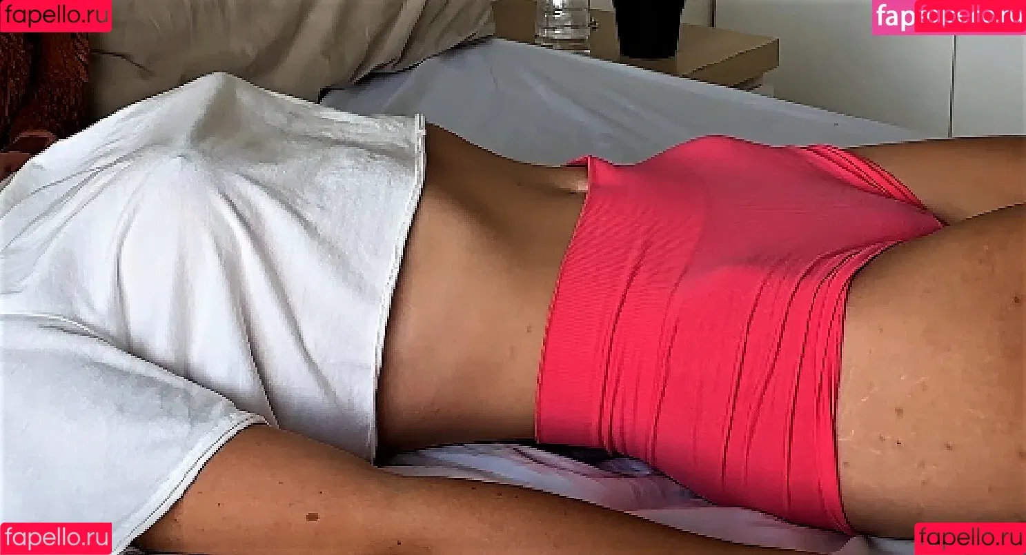 Tetty ASMR Onlyfans Photo Gallery 