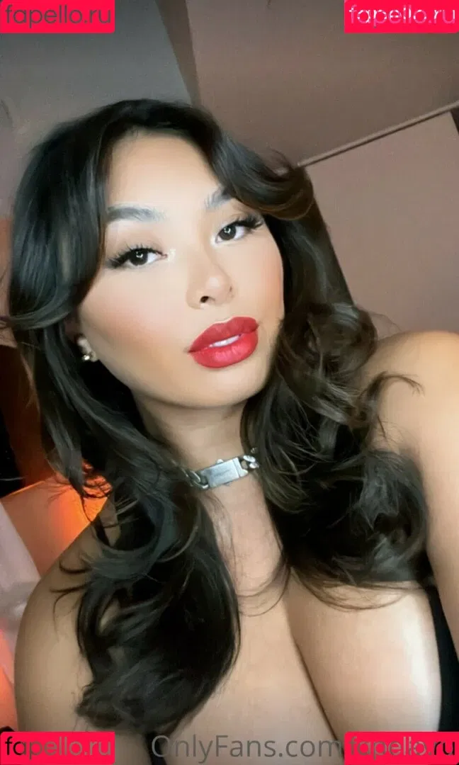 Linda Vo Onlyfans Photo Gallery 