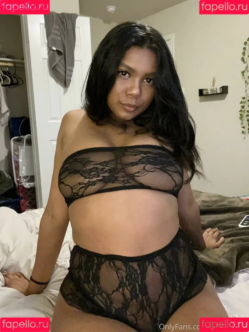 Marina Lina Onlyfans Photo Gallery 