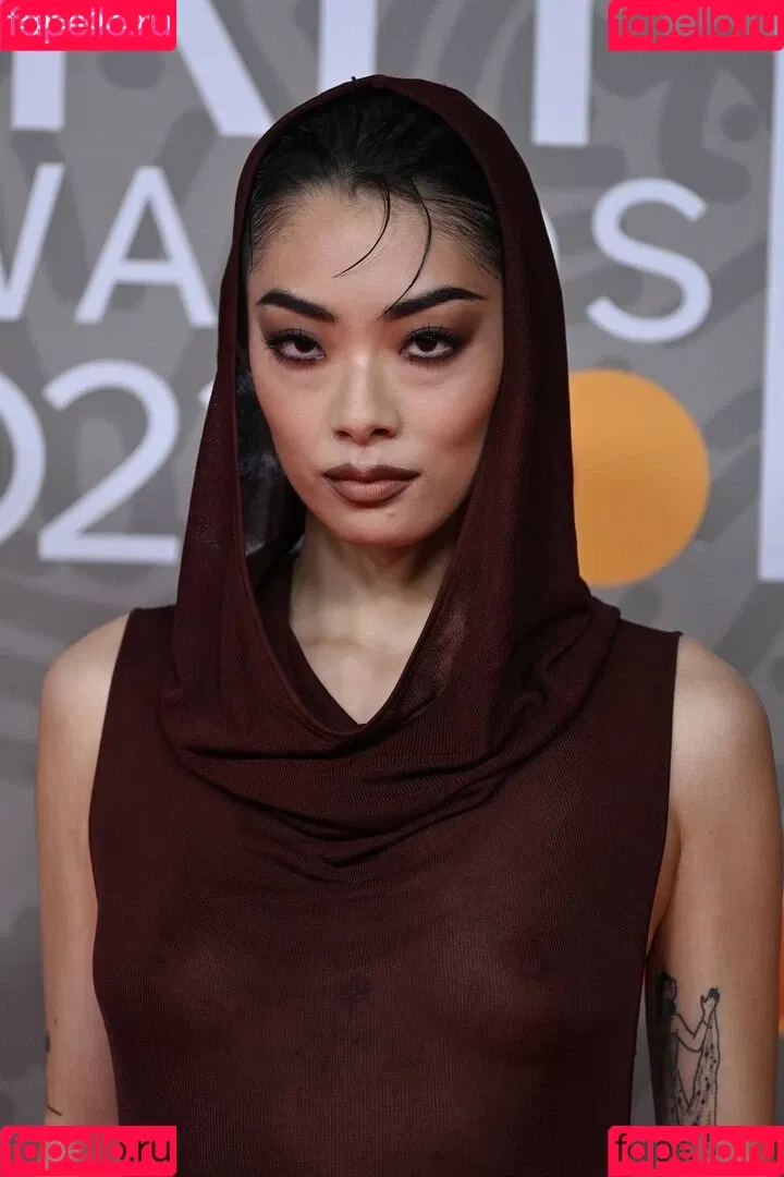 Rina Sawayama Onlyfans Photo Gallery 