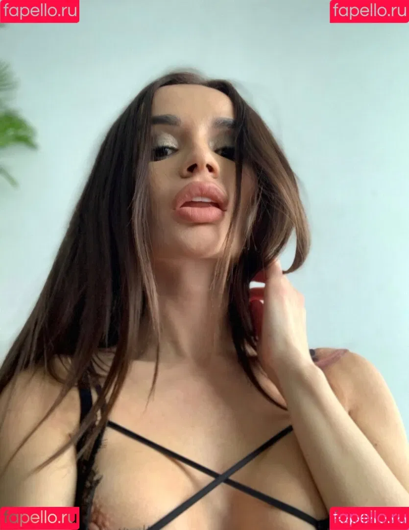 Ekaterina Zueva Onlyfans Photo Gallery 
