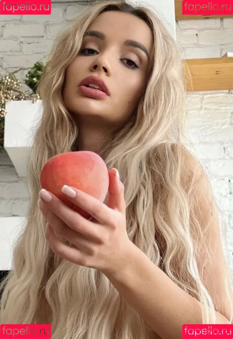 Ekaterina Zueva Onlyfans Photo Gallery 